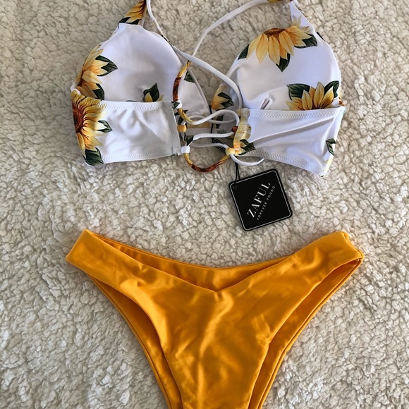 Women’s Yellow Daisy Bikini - Picture 2 of 2